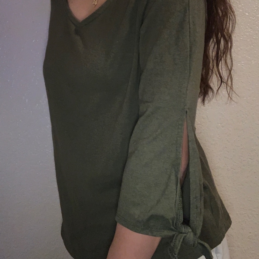 Army green half sleeve cami <33